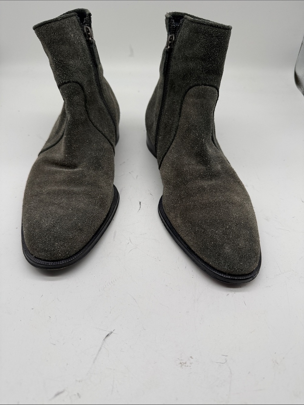 Louis Vuitton Men's Suede Chukka Boots in Gray
